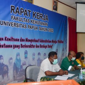 Pembukaan RAKER 2022 oleh Dekan & Pimpinan Fahutan